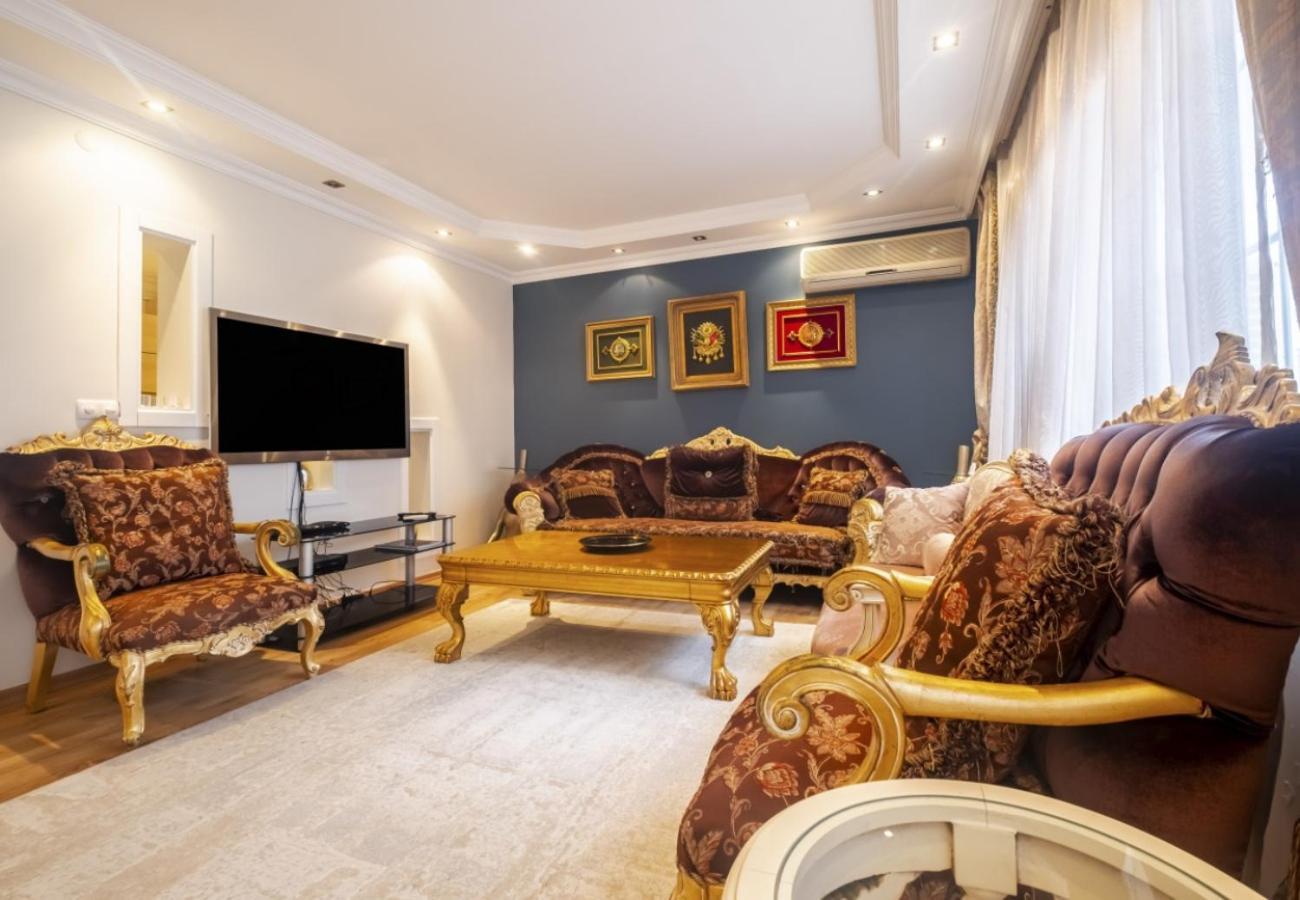 Exclusive Flat With Balcony In Nisantasi Leilighet Istanbul Eksteriør bilde