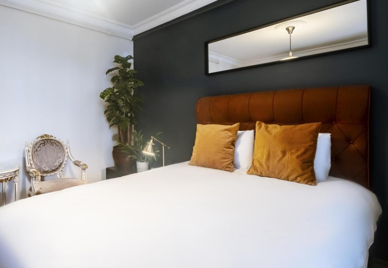 Exclusive Flat With Balcony In Nisantasi Leilighet Istanbul Eksteriør bilde
