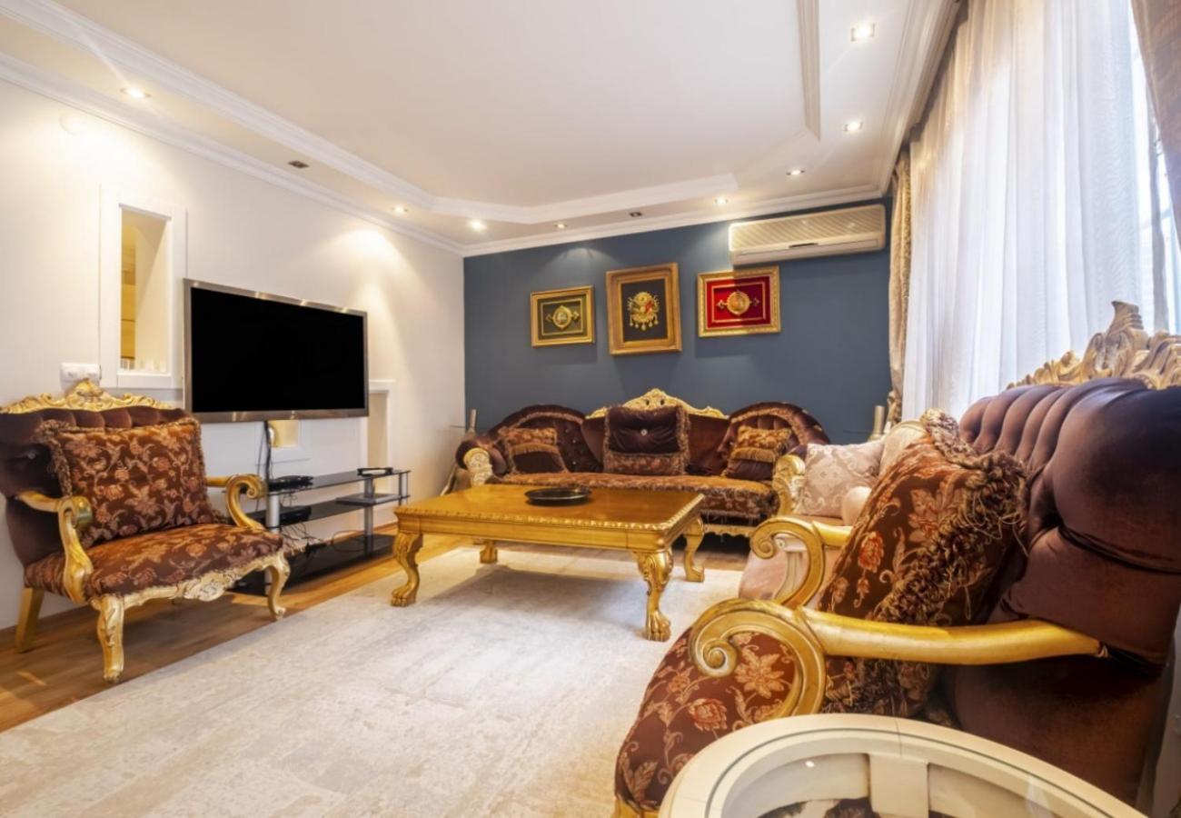 Exclusive Flat With Balcony In Nisantasi Leilighet Istanbul Eksteriør bilde