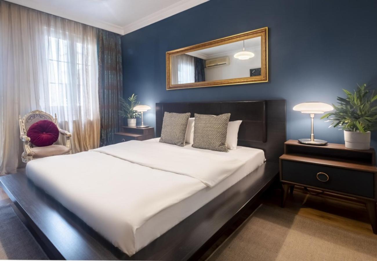 Exclusive Flat With Balcony In Nisantasi Leilighet Istanbul Eksteriør bilde